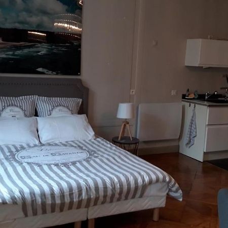 Ferienwohnung Grand Studio En Hyper Centre Quimper Exterior foto